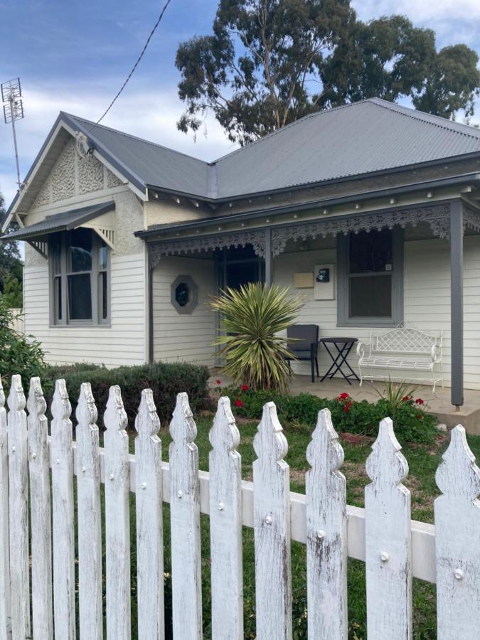 1910 Renovated Gem, 2 King Beds, 2 Ks Bendigo