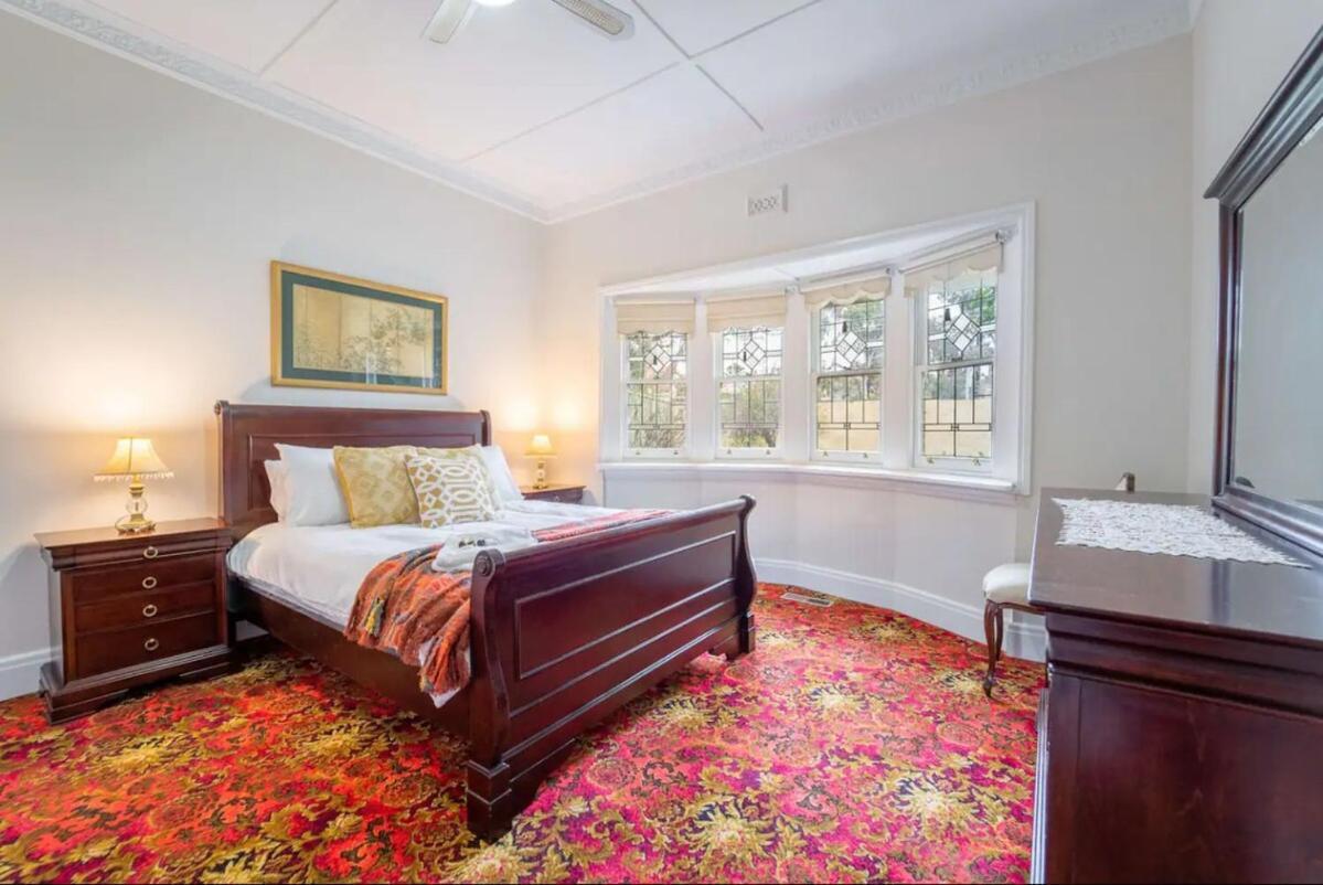 Cambridge House, Holiday home *