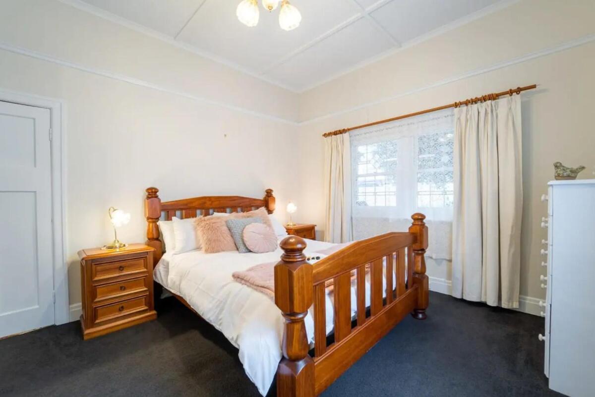 Cambridge House, Holiday home Bendigo