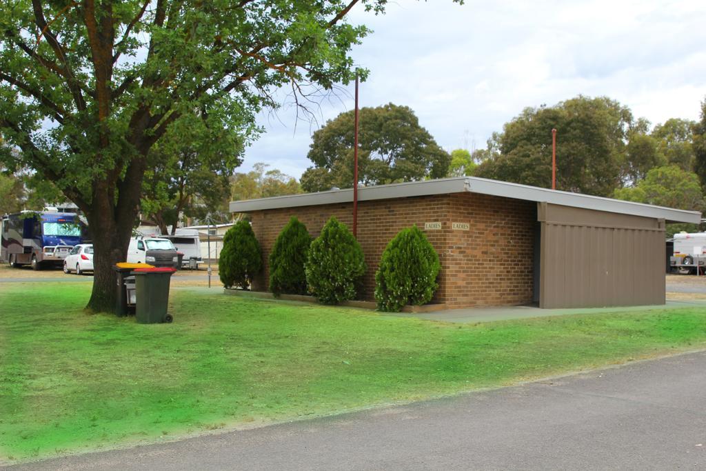 Avondel Caravan Park 3*