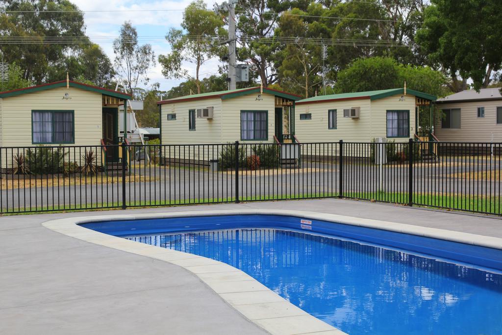 Avondel Caravan Park 3*