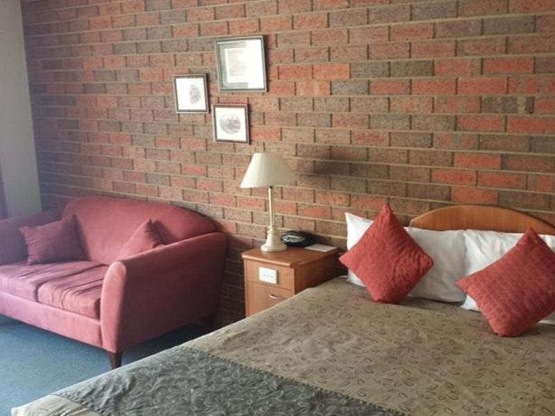 Haymarket Motor Motel 3*